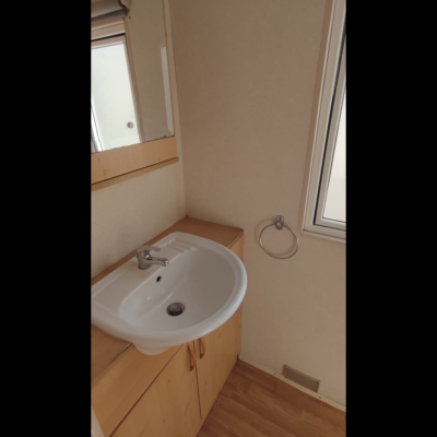REF. M29 WILLERBY 7'5x4m