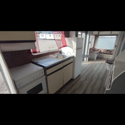 REF. WILLERBY PIRINEOS 8x3m